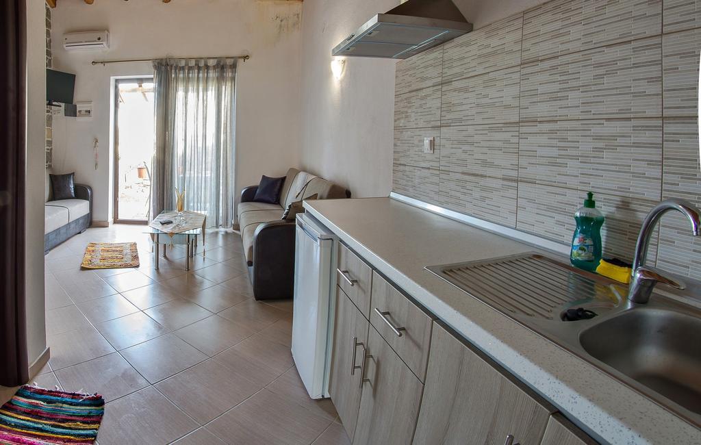 Theano Apartments サルティ エクステリア 写真