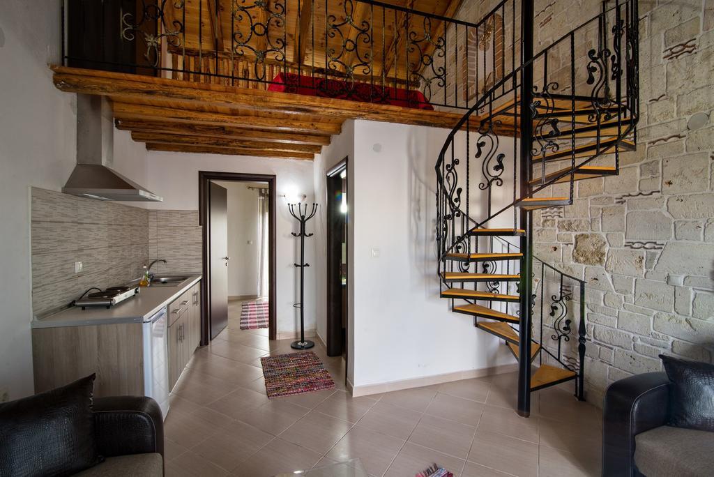 Theano Apartments サルティ エクステリア 写真