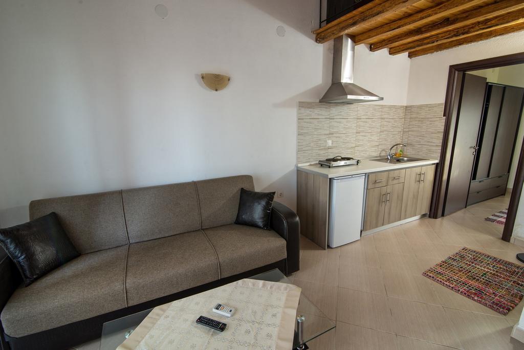 Theano Apartments サルティ エクステリア 写真