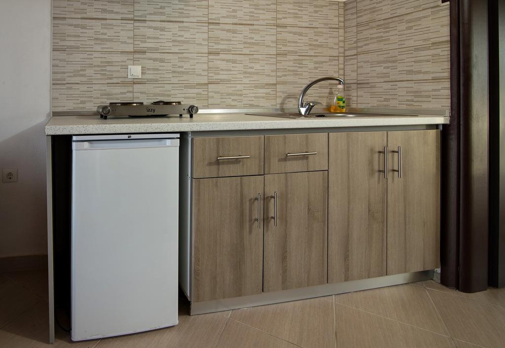 Theano Apartments サルティ エクステリア 写真