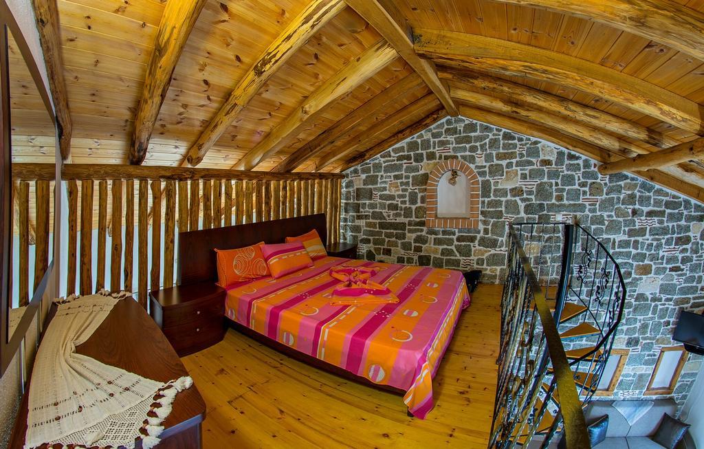 Theano Apartments サルティ エクステリア 写真