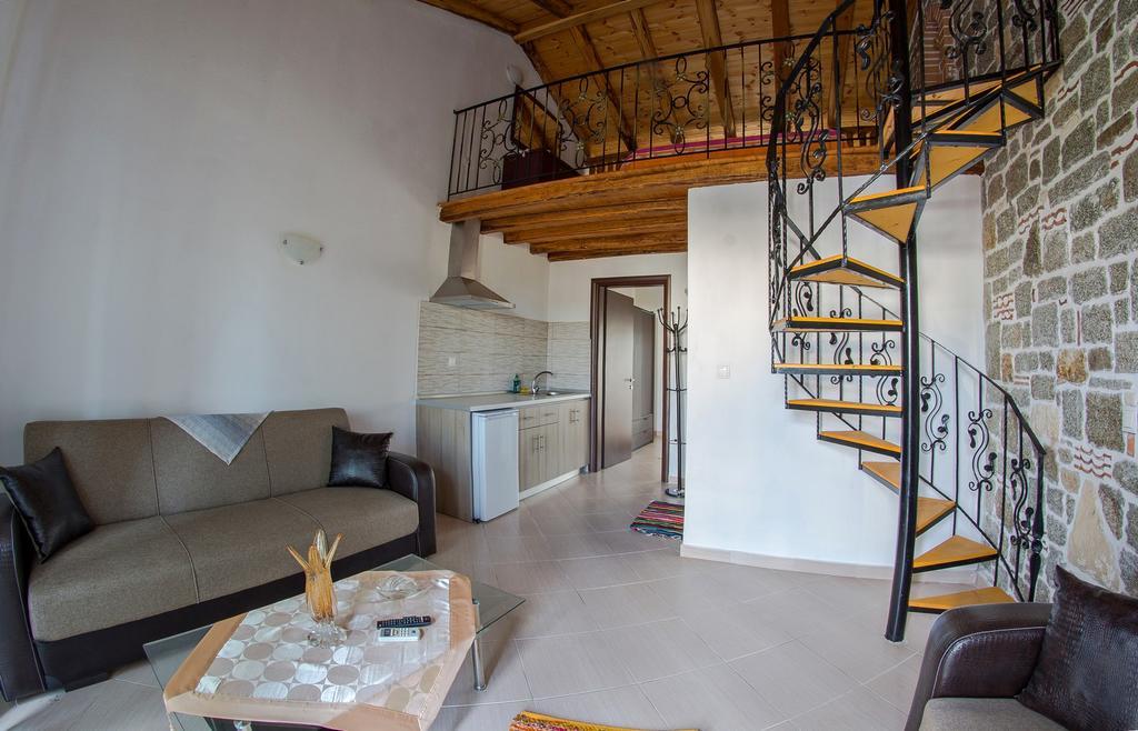 Theano Apartments サルティ エクステリア 写真